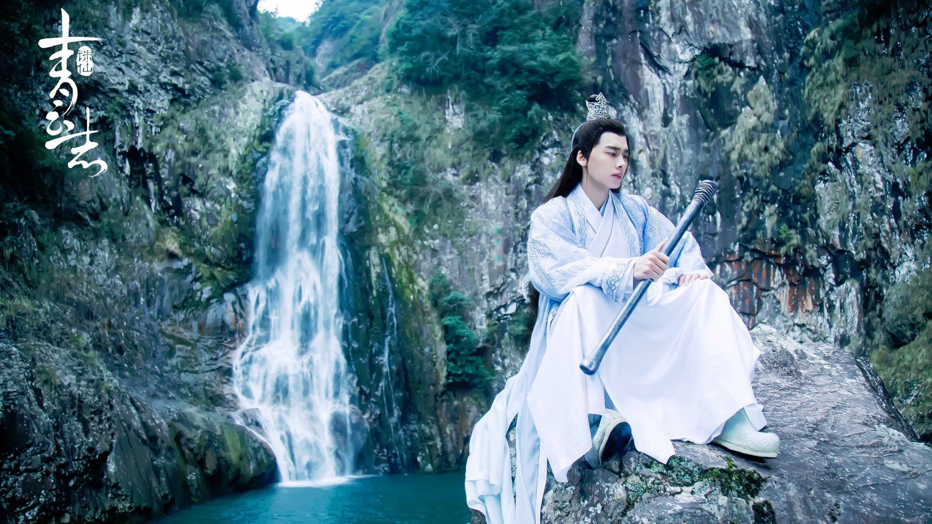 开云·体育官网-精彩对抗连连，球员们在赛场上拼搏求胜，球队对战