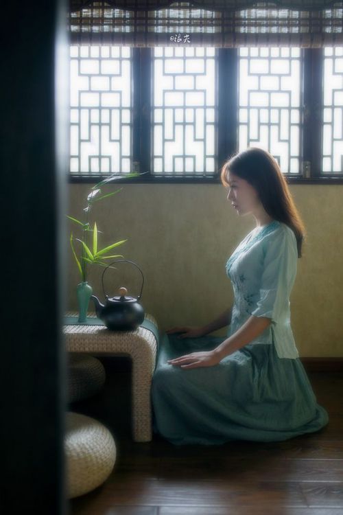 开云网站-锋线是否承担部分中场调度任务提升空间利用率,锋线定义